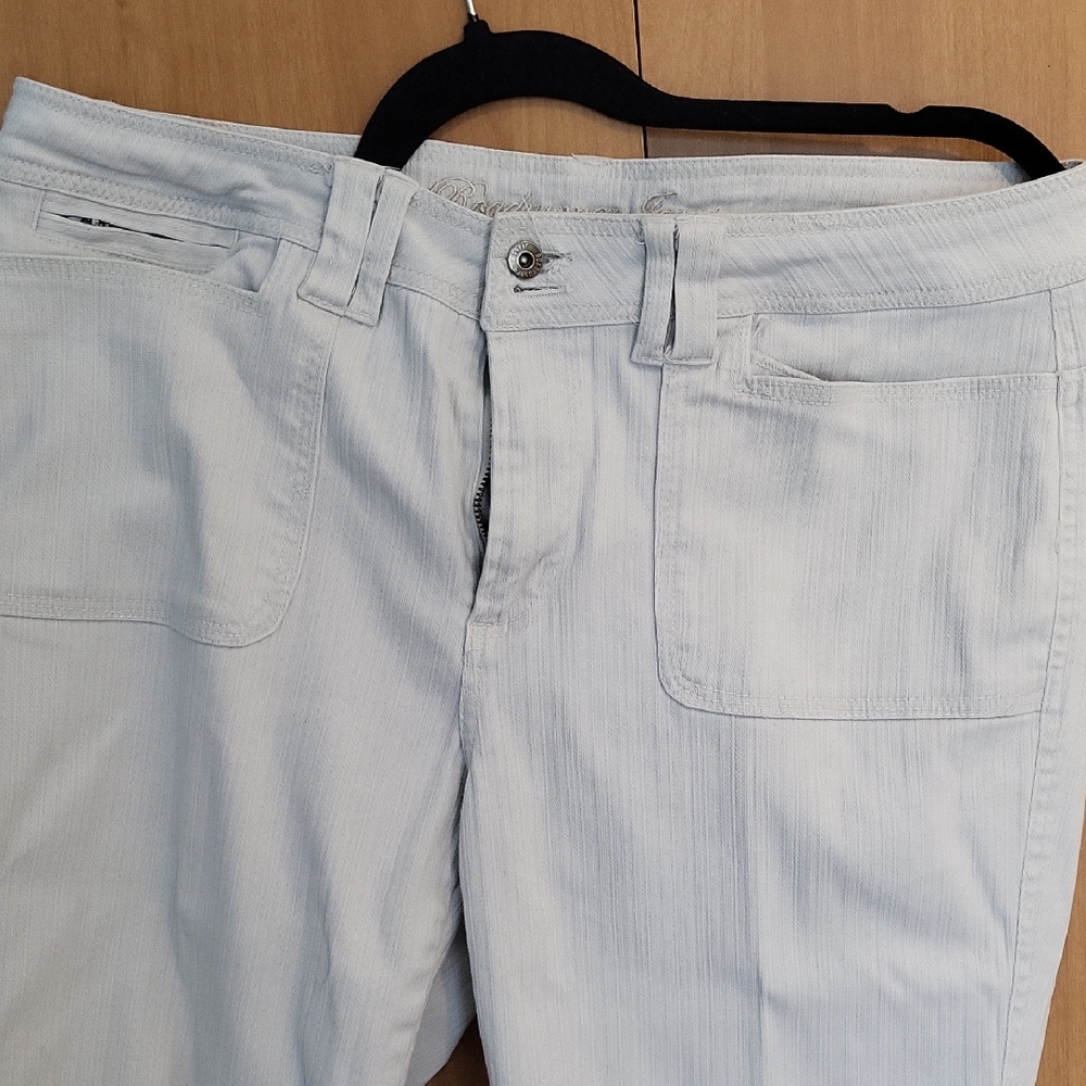 Roadrunner JEANS Capri Pants